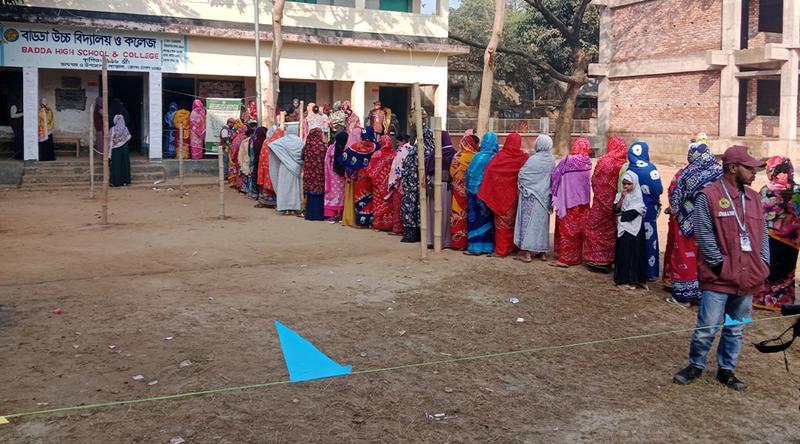 ঢাকা-১৯ আসনে দুই ঘণ্টায় ভোট পড়েছে ৯ শতাংশ