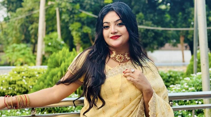 মাঝে মাঝে আল্লাহ আমাদের একা করে দেন : সালমা