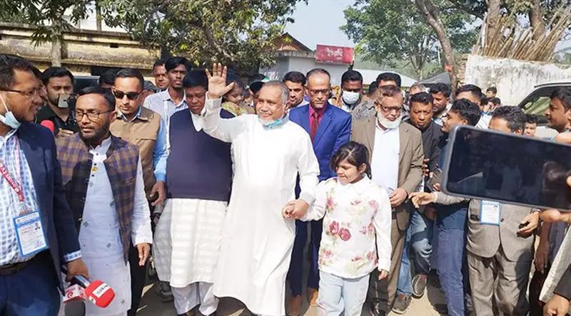 নির্বাচন এখন পর্যন্ত সুষ্ঠু হচ্ছে : ডা. তাহের