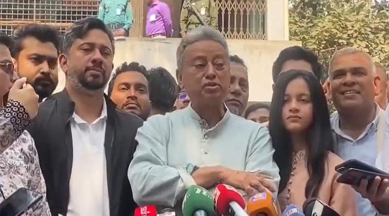 গণতন্ত্র ফিরে আসছে, অনুভব করতে পারছি : আমীর খসরু