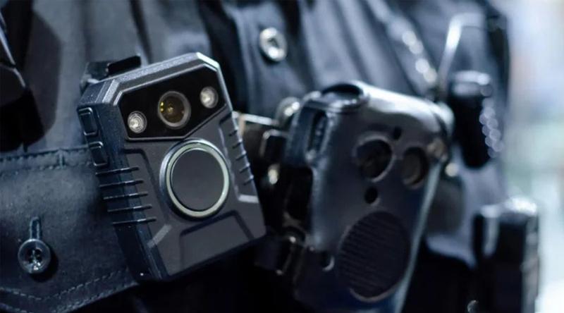 বডিওর্ন ক্যামেরায় ভোটে নজর রাখছে ইসি