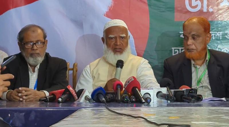 সেনাবাহিনী ও সশস্ত্র বাহিনীর কর্মকাণ্ডে আমরা সন্তুষ্ট: জামায়াত আমির