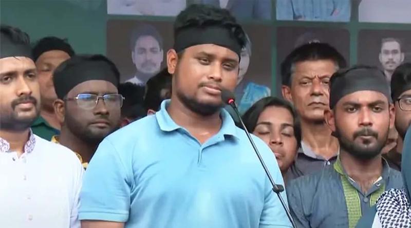 মা-বোনেরা বিপ্লব ঘটিয়ে দিয়েছে: হাসনাত