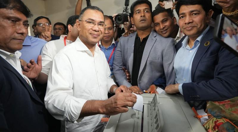 ঢাকা-১৭ আসন : ১৮ কেন্দ্রের ফলাফলে এগিয়ে তারেক রহমান