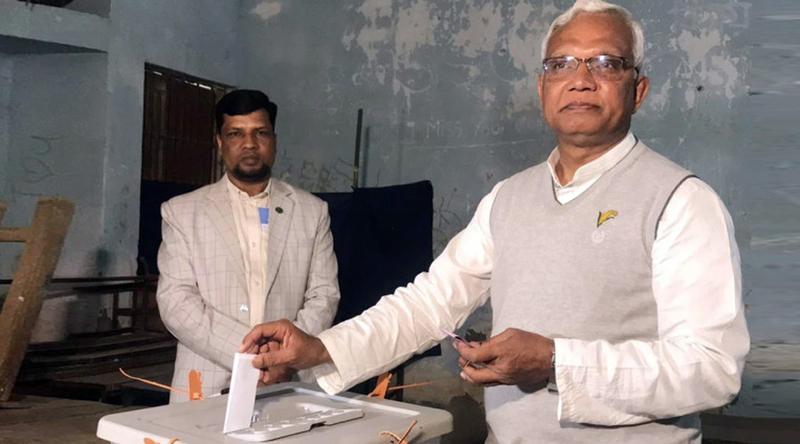 খালেদা জিয়ার চিকিৎসক জাহিদ হোসেন বিজয়ী