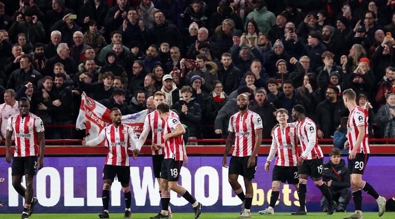 এবার ব্রেন্টফোর্ডের মাঠে হোঁচট খেল আর্সেনাল