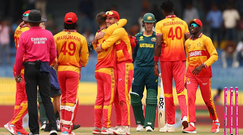 বিশ্বকাপে অস্ট্রেলিয়াকে হারিয়ে অঘটন ঘটালো জিম্বাবুয়ে