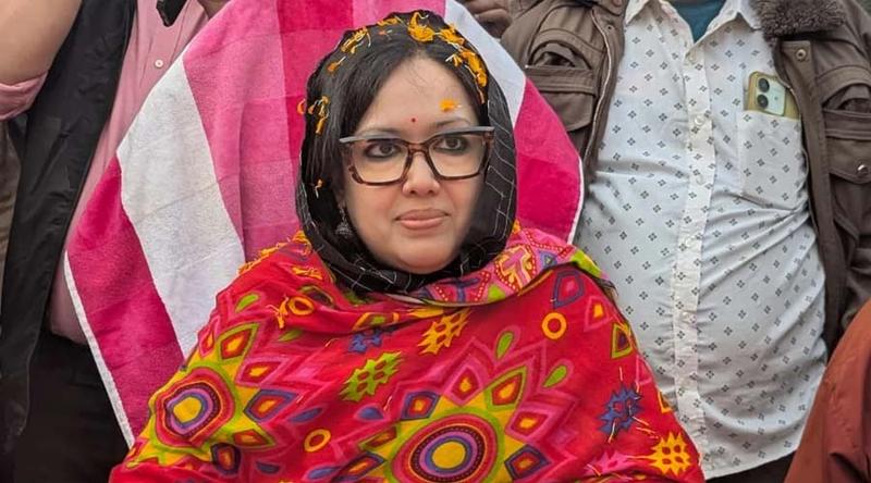 কর্মীর মৃত্যুতে বিজয় মিছিল স্থগিত রুমিন ফারহানার