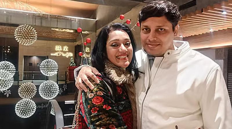 ভালোবাসা দিবস উপলক্ষে সৌম্যকে কী বিশেষ উপহার দেবেন মৌবনী?