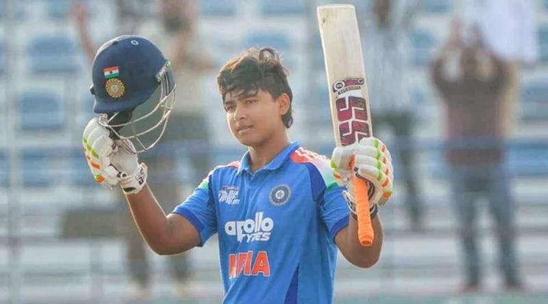 ২২ গজ ছেড়ে এবার ১০ম শ্রেণির বোর্ড পরীক্ষায় বসছেন বৈভব সূর্যবংশী