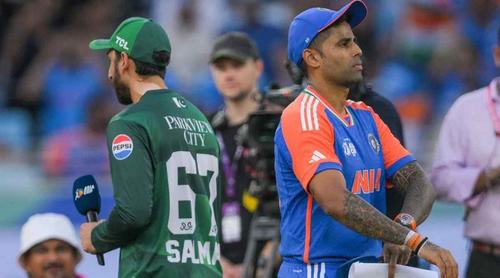 ভারত-পাকিস্তানের ‘নো হ্যান্ডশেক’, সূর্য-আগার কণ্ঠে একই সুর