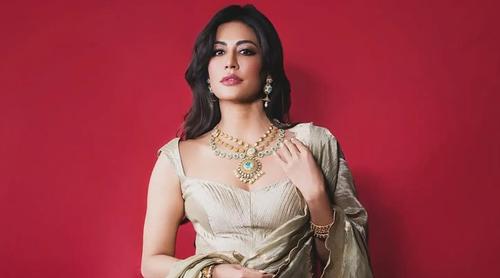 ৫০ বছরেও যৌবন ধরে রাখার রহস্য ফাঁস করলেন চিত্রাঙ্গদা