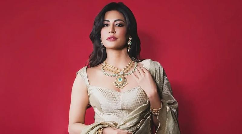 ৫০ বছরেও যৌবন ধরে রাখার রহস্য ফাঁস করলেন চিত্রাঙ্গদা