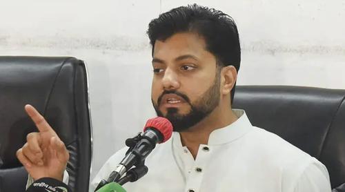 বোর্ডে আসবেন না ইশরাক, জানালেন সাকিব-মাশরাফিকে নিয়েও