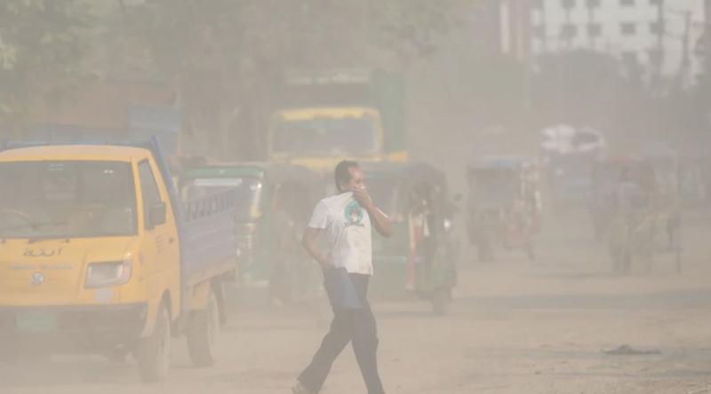 সাতসকালে ঢাকার বাতাস নিয়ে দুঃসংবাদ