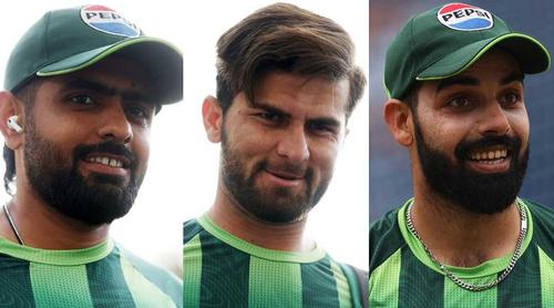 বাবর-শাহীন-শাদাবকে ছেটে ফেলতে বললেন আফ্রিদি