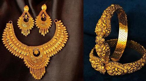 দেশের বাজারে কত দামে স্বর্ণ ও রুপা বিক্রি হচ্ছে আজ?