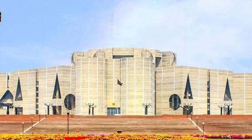 ত্রয়োদশ সংসদের প্রথম অধিবেশন কবে?