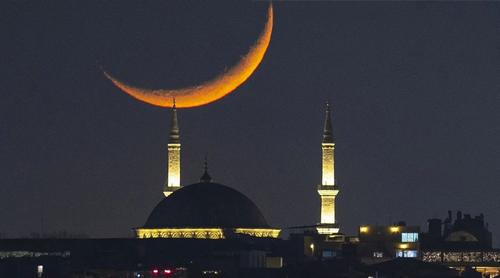 সৌদির ক্যালেন্ডার অনুযায়ী প্রথম রোজা বুধবার