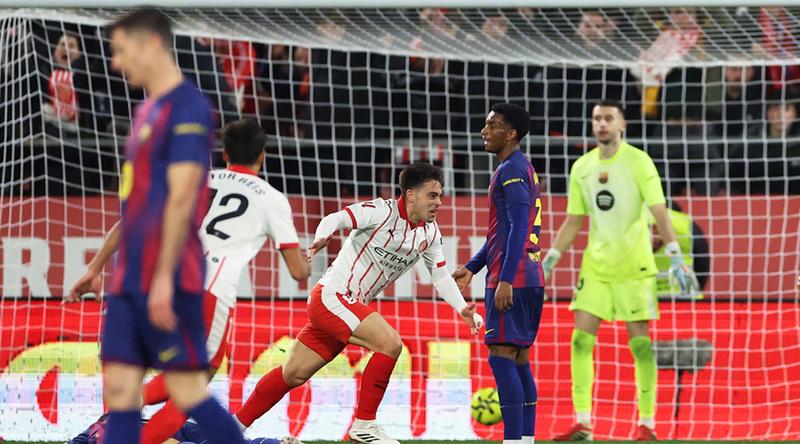 আতলেতিকো মাদ্রিদের পর এবার জিরোনার মাঠেও হারল বার্সেলোনা