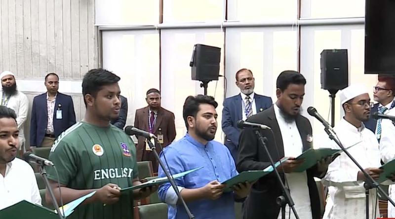 অবশেষে সিদ্ধান্ত বদলে শপথ নিলেন হান্নান মাসউদ সহ এনসিপির এমপিরাও