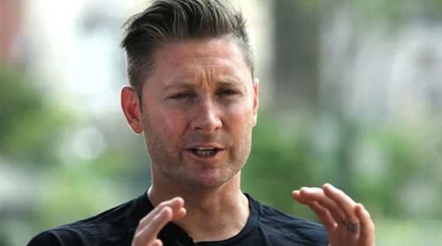 পাকিস্তানের নাটকীয়তা এক ‘সার্কাস’: মাইকেল ক্লার্ক