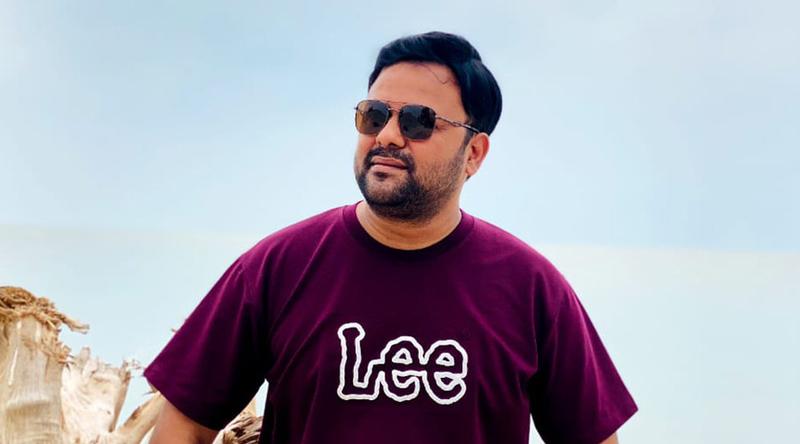 হিন্দি গান নিয়ে হাজির মেজবা!