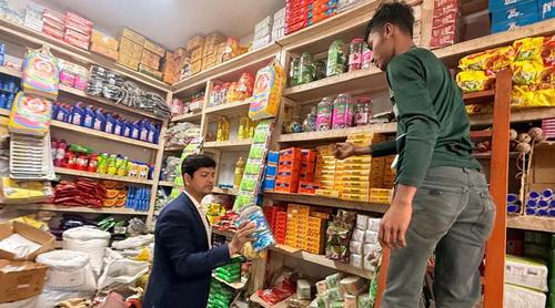 মাগুরায় ভেজাল পণ্য বিক্রির দায়ে ব্যবসায়ীকে ৫০ হাজার টাকা জরিমানা