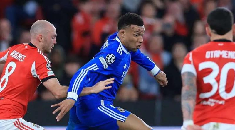 ভিনিসিয়ুসের চমৎকার গোলে বেনফিকার মাঠে জয় পেল রিয়াল মাদ্রিদ