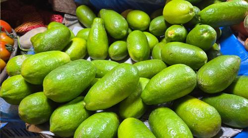 রাজধানীতে লেবুর দামে আগুন!