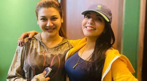 জয়াকে নিয়ে কী বললেন অভিনেত্রী নওশাবা আহমেদ?