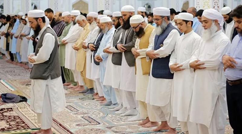 জেনে নিন তারাবির নামাজের নিয়ম, নিয়ত ও দোয়া