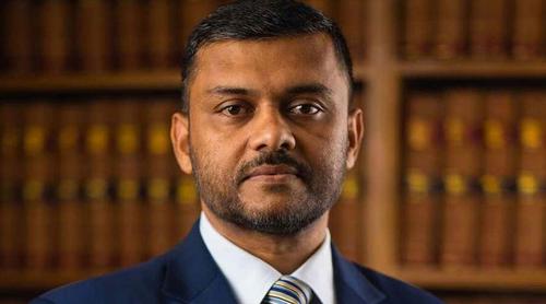 জুলাই সনদ বাস্তবায়ন শপথ সংবিধানে খুঁজেন কেন?