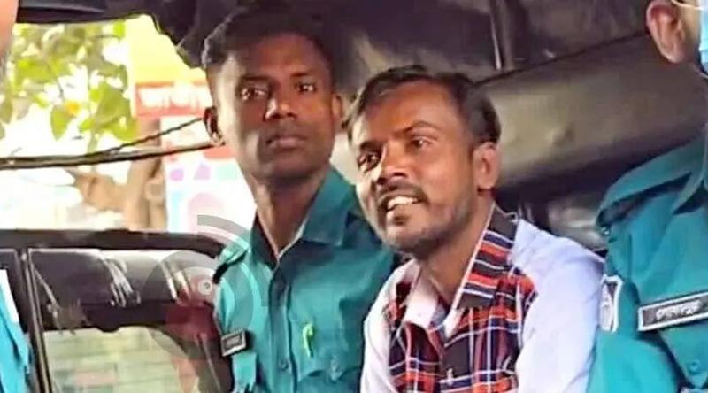 ভোট দিতে গিয়ে বগুড়ায় গ্রেপ্তার হিরো আলম