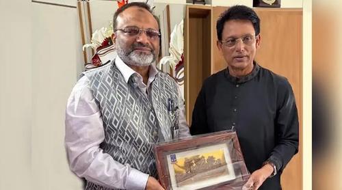 নতুন শিক্ষামন্ত্রীর সঙ্গে ঢাবি উপাচার্যের সৌজন্য সাক্ষাৎ