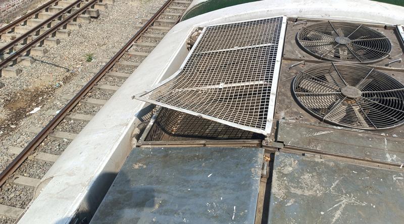 ‘দ্রুতযান এক্সপ্রেস’ ট্রেন থেকে কনডেন্সার কয়েল চুরি