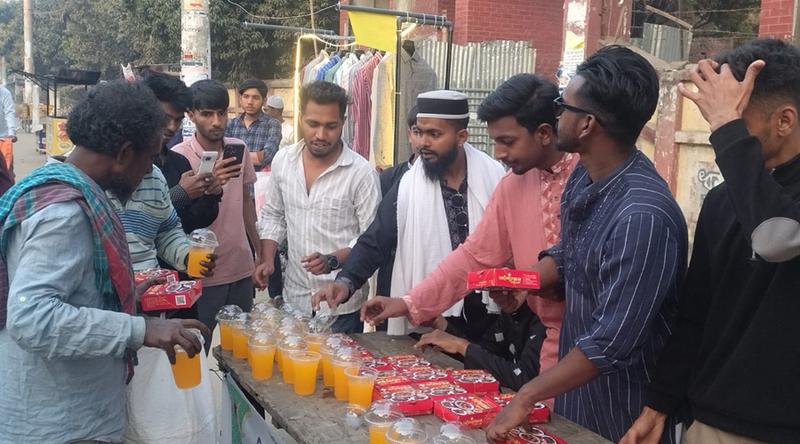 রাজবাড়ীতে ২ টাকায় ইফতার বিক্রি