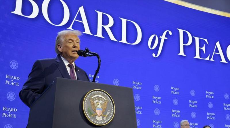 ভারত-পাকিস্তান যুদ্ধ থামিয়েছি ২০০ শতাংশ শুল্কের হুমকি দিয়ে: ট্রাম্প