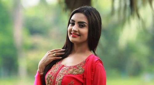 নিঝুম রুবিনার বিরুদ্ধে গ্রেপ্তারি পরোয়ানা, পাল্টা আইনি লড়াইয়ের ঘোষণা নায়িকার