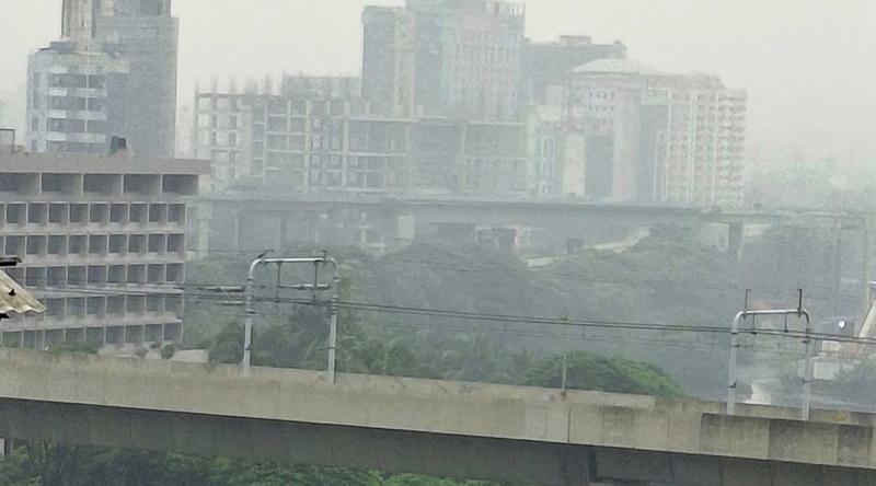 মেঘলা থাকবে ঢাকার আকাশ, বাড়তে পারে তাপমাত্রা