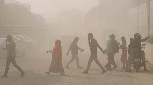সকালেও ঢাকার বাতাস ‘ঝুঁকিপূর্ণ’