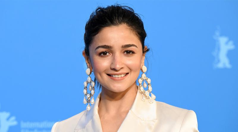 আবারও আন্তর্জাতিক মঞ্চে আলিয়া ভাট!