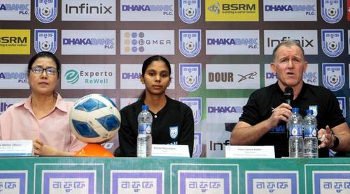 মুখোমুখি বাটলার ও বাফুফে, কার কথা সত্য?