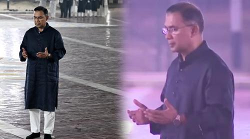 প্রথমবারের মতো কোনো সরকারপ্রধান পুষ্পস্তবক অর্পণ শেষে দোয়া করলেন