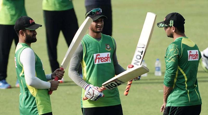 আন্তর্জাতিক মাতৃভাষা দিবসে ভাষাশহীদদের প্রতি ক্রিকেটারদের শ্রদ্ধা