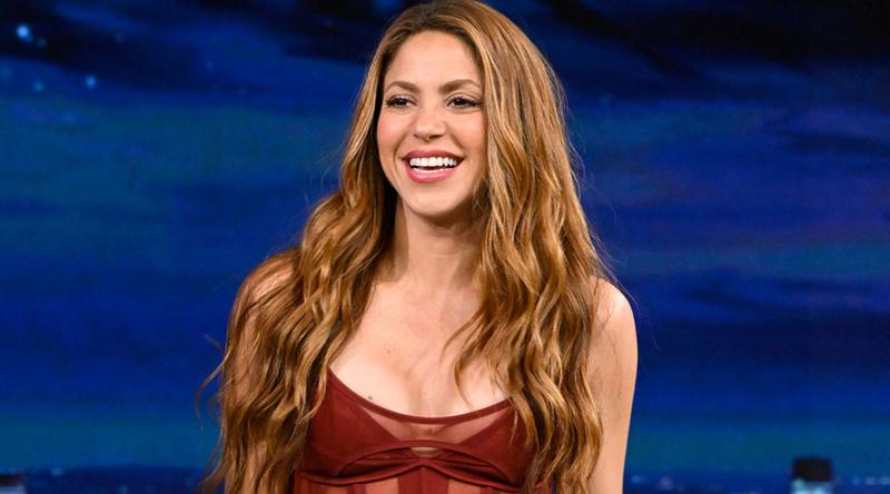 আবারও মঞ্চ মাতাতে ভারত আসছেন শাকিরা