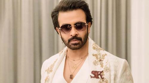 ভাষার জন্য জীবন দেওয়া সকল শহীদের প্রতি বিনম্র শ্রদ্ধা : শাকিব খান