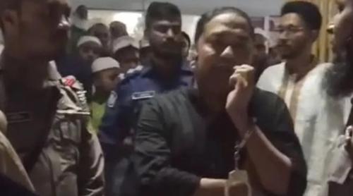 প্যারোলে মুক্তি পেয়ে মায়ের জানাজায় অংশ নিলেন রানা প্লাজার সোহেল রানা