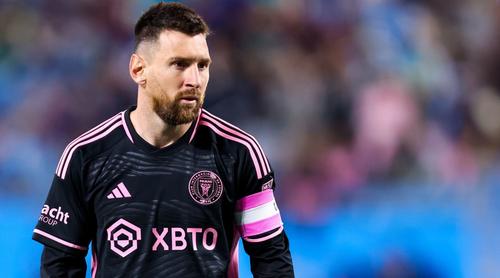 বড় হার দিয়ে নতুন মৌসুম শুরু মেসির দলের