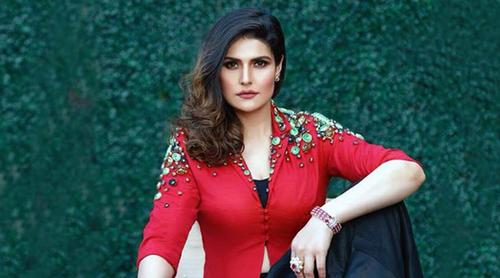 ফের অসুস্থ হয়ে হাসপাতালে ভর্তি জেরিন খান এর মা